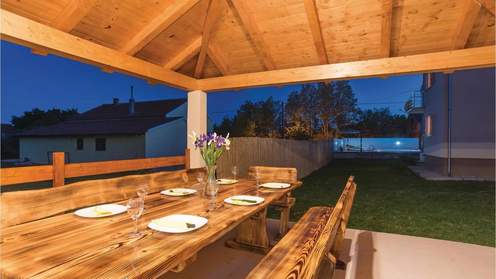 Holiday home 4 Bedroom Awesome Home In Pristeg Croatia