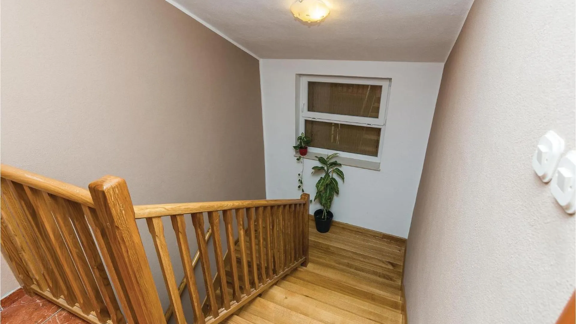 4 Bedroom Awesome Home In Pristeg