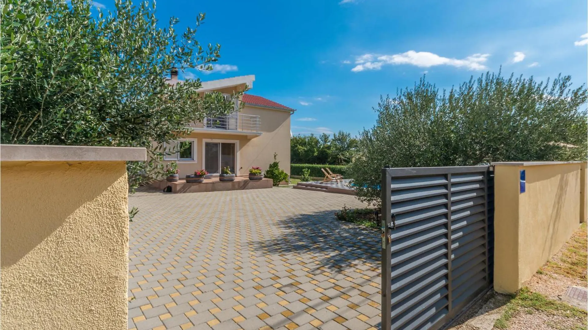4 Bedroom Awesome Home In Pristeg 0*,  Croatia